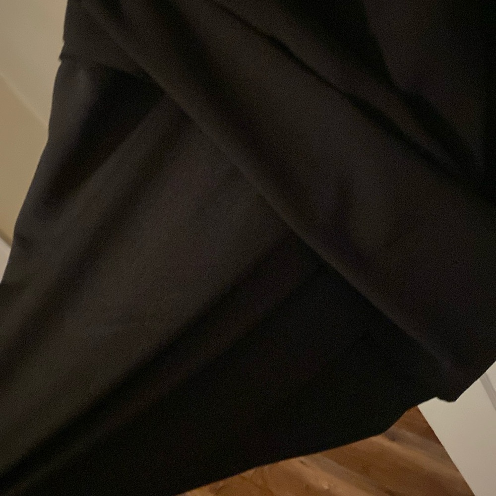 Halston Heritage cocktail dress size 10. Black.